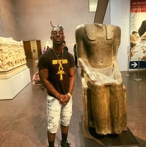 Meet your Posher, Gregory